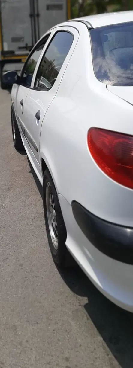پژو ۲۰۶ صندوق دار v8 - 1390