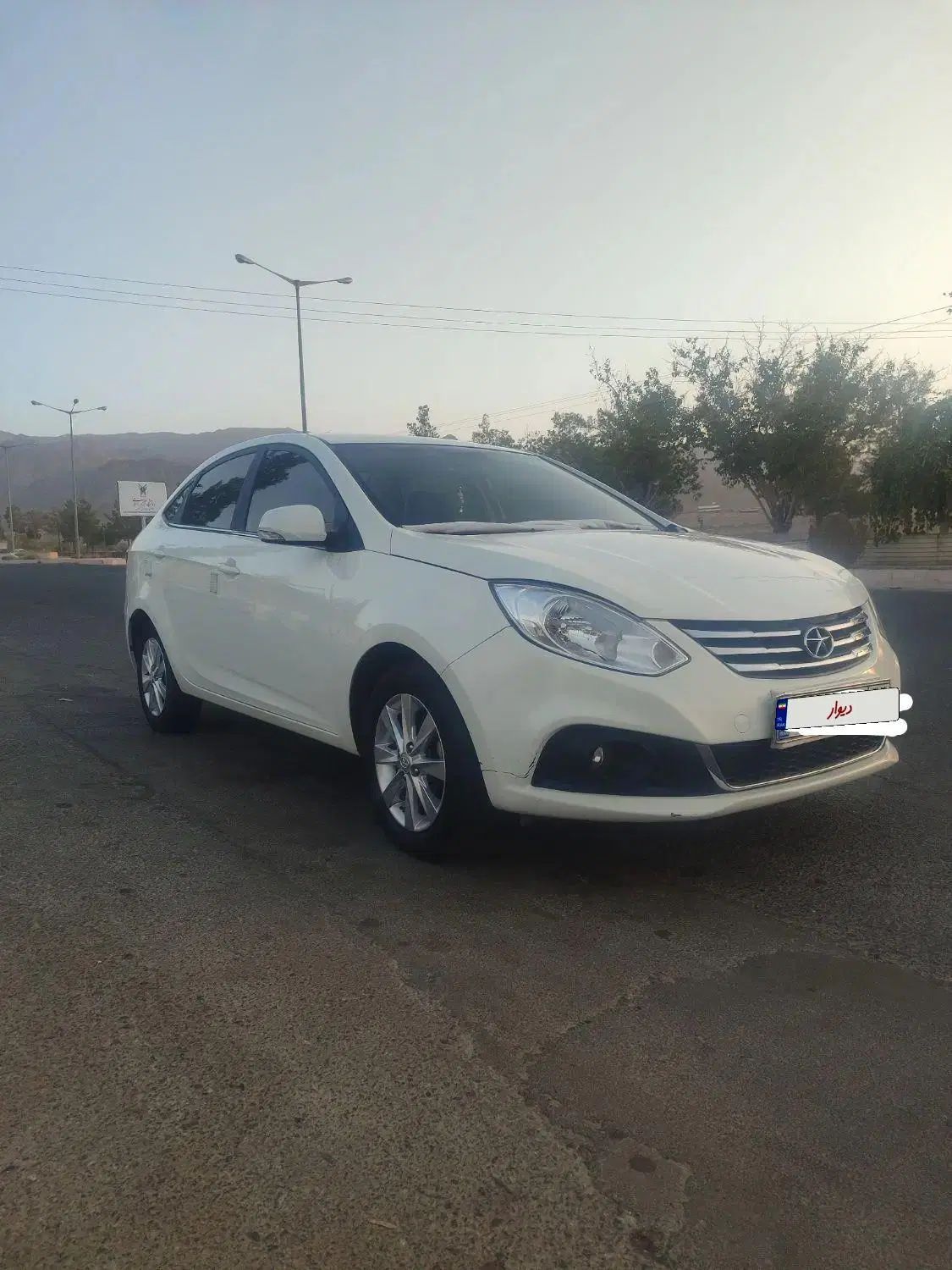 جک J4 اتوماتیک ساده - 1400