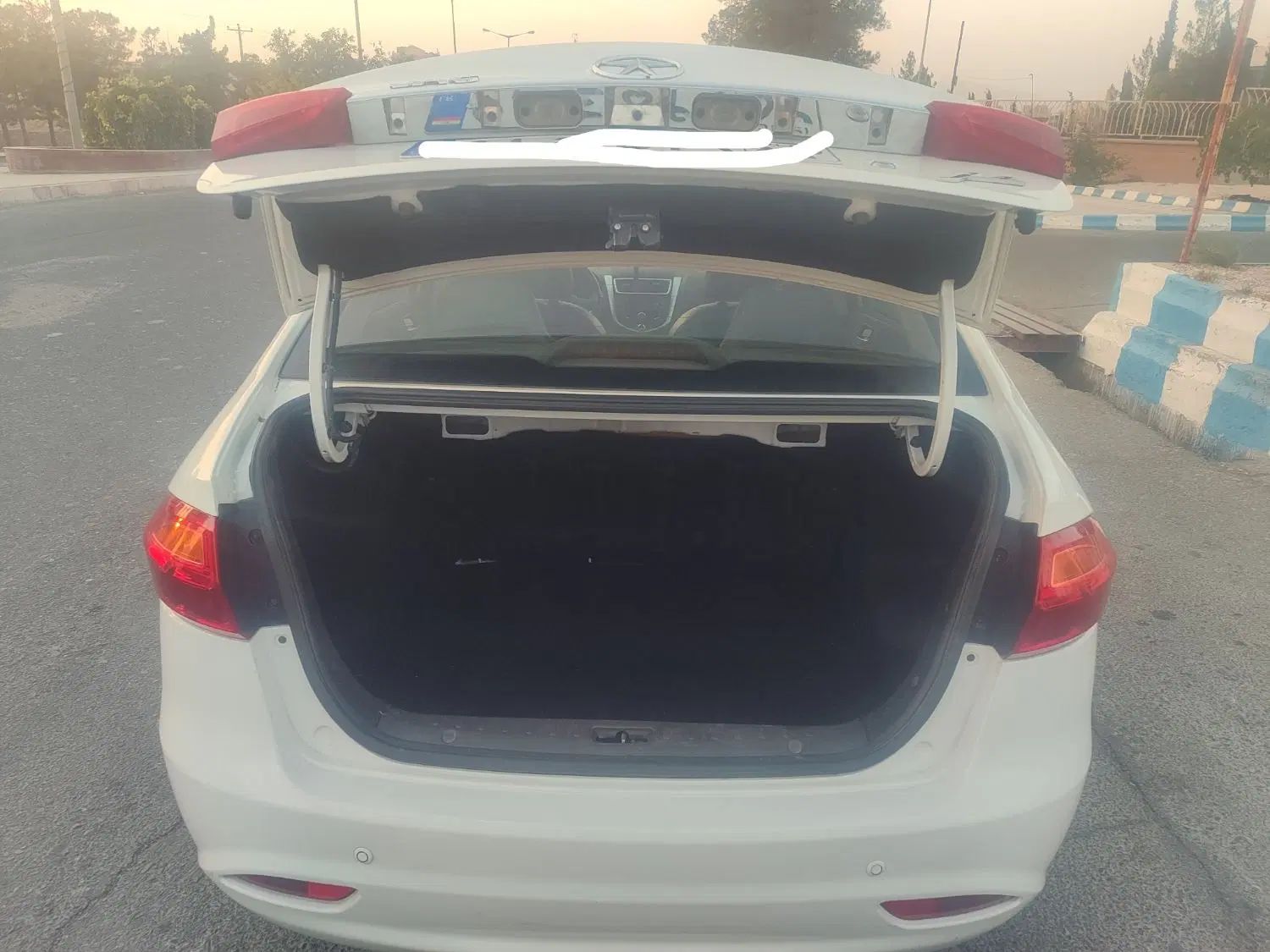 جک J4 اتوماتیک ساده - 1400