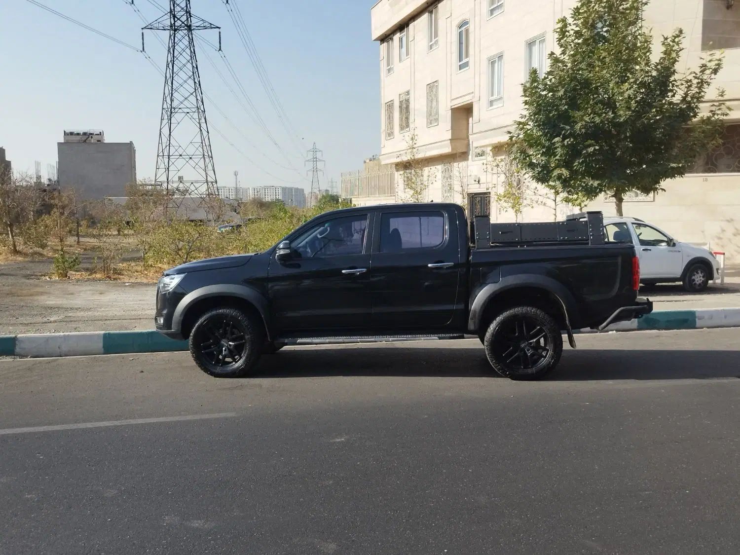 خودرو کی ام سی، T8 آگهی ann_20264932