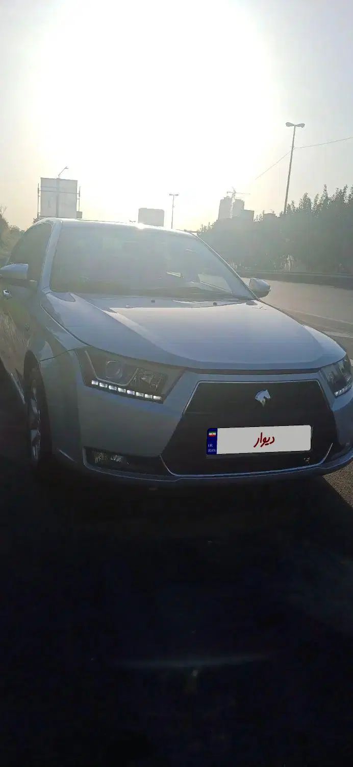 دنا پلاس توربو 6 دنده - 1400