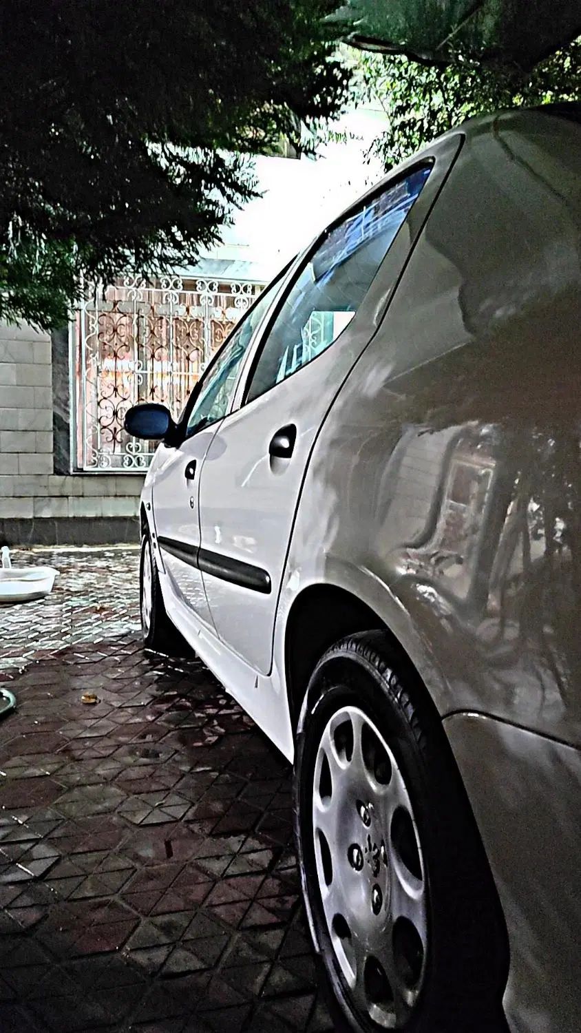 پژو ۲۰۶ صندوق دار v8 - 1394