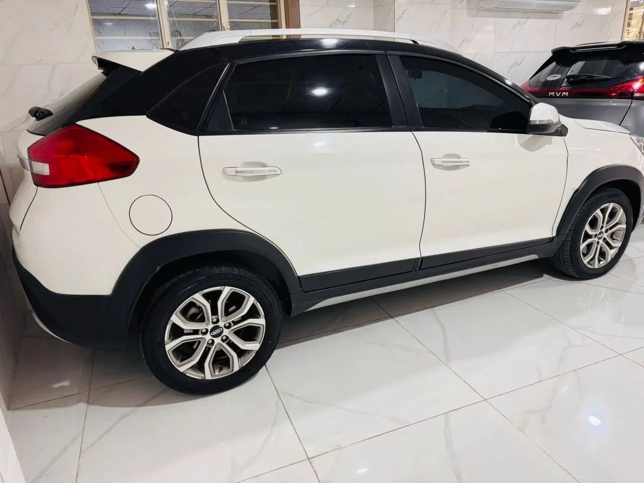 ام وی ام X22 اتوماتیک ساده - 1396