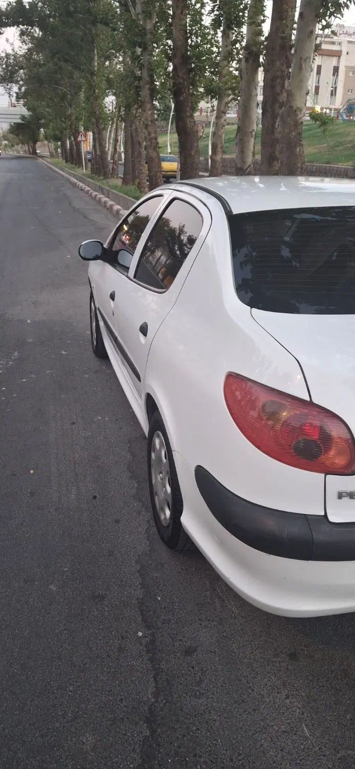 پژو ۲۰۶ صندوق دار v8 - 1395