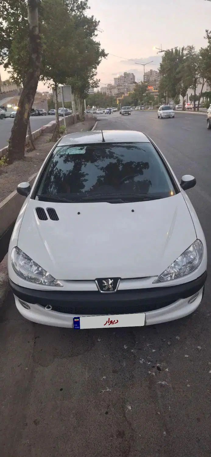 پژو ۲۰۶ صندوق دار v8 - 1395