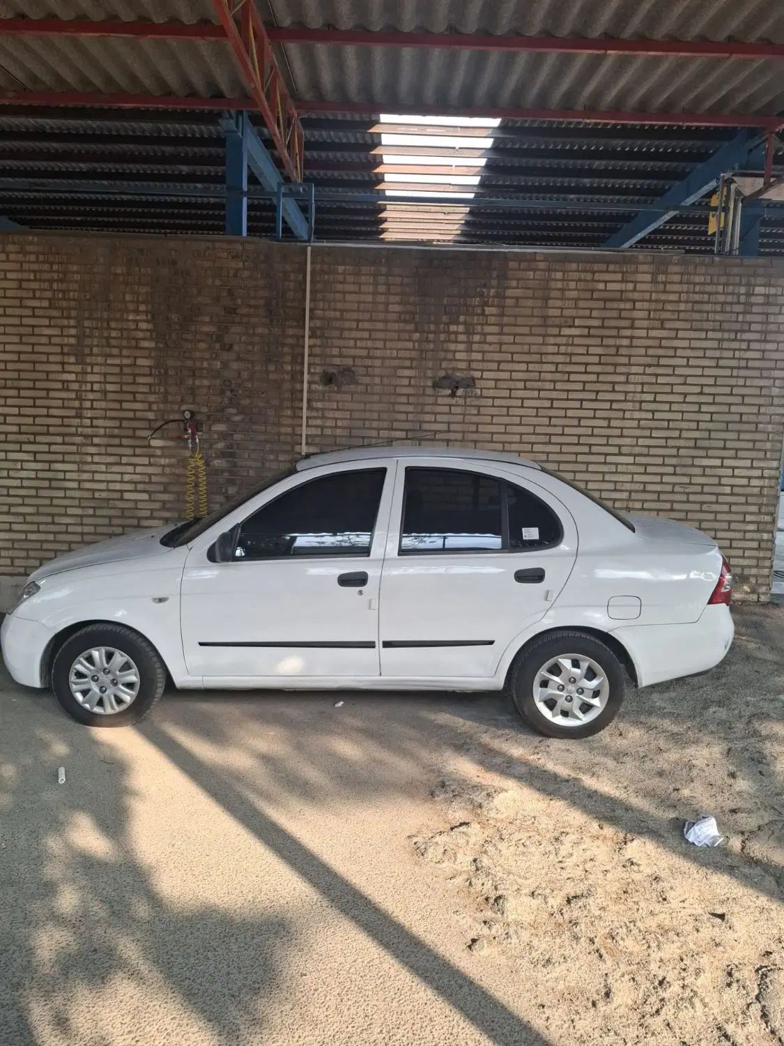 تیبا صندوق دار SX - 1398