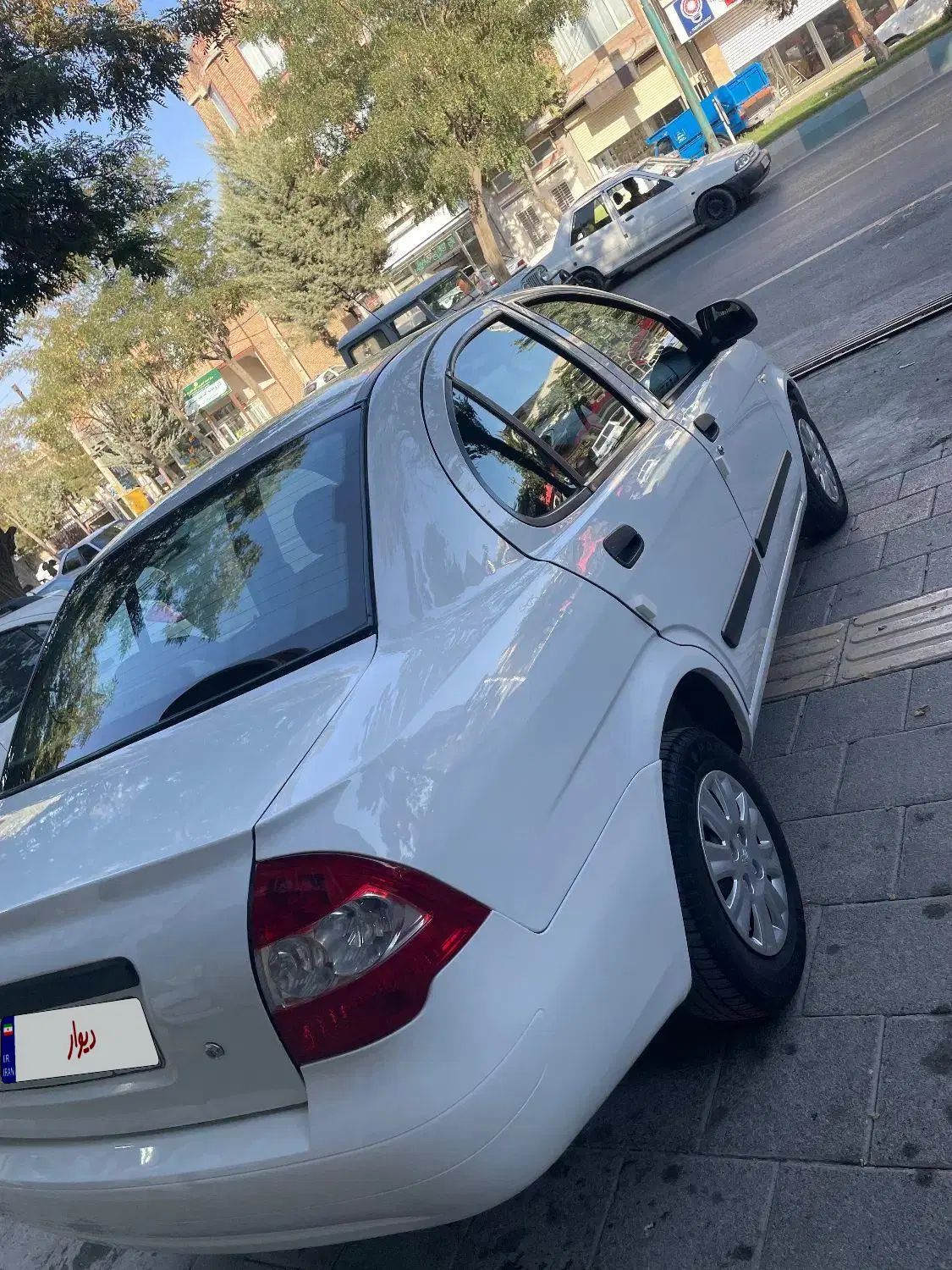 تیبا صندوق دار SX - 1393