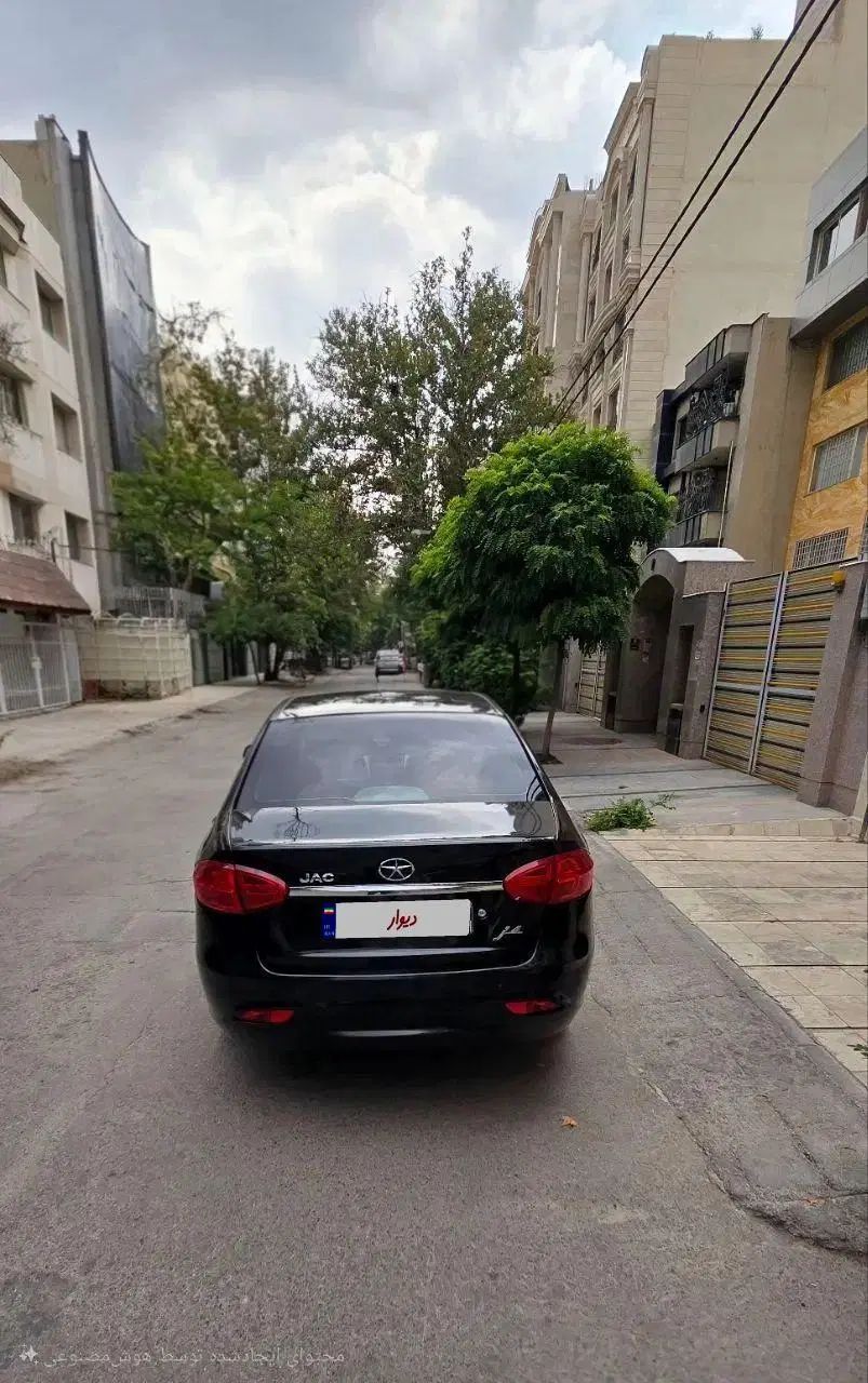 جک J4 اتوماتیک ساده - 1401
