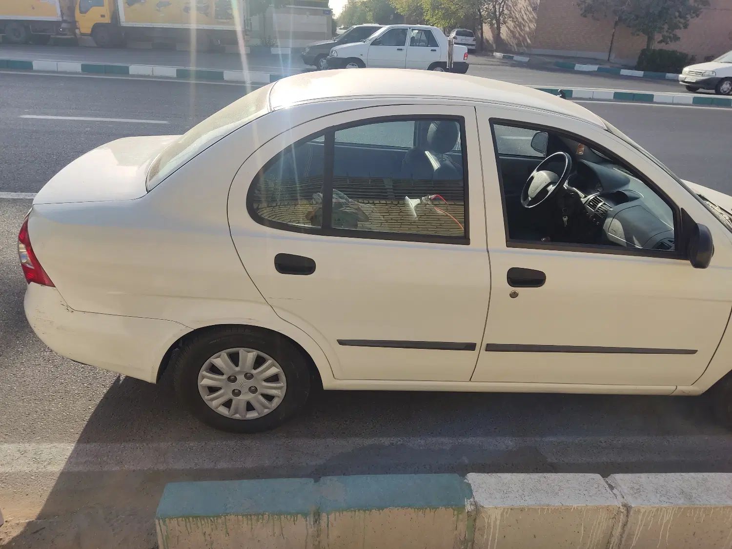 تیبا صندوق دار SX - 1400