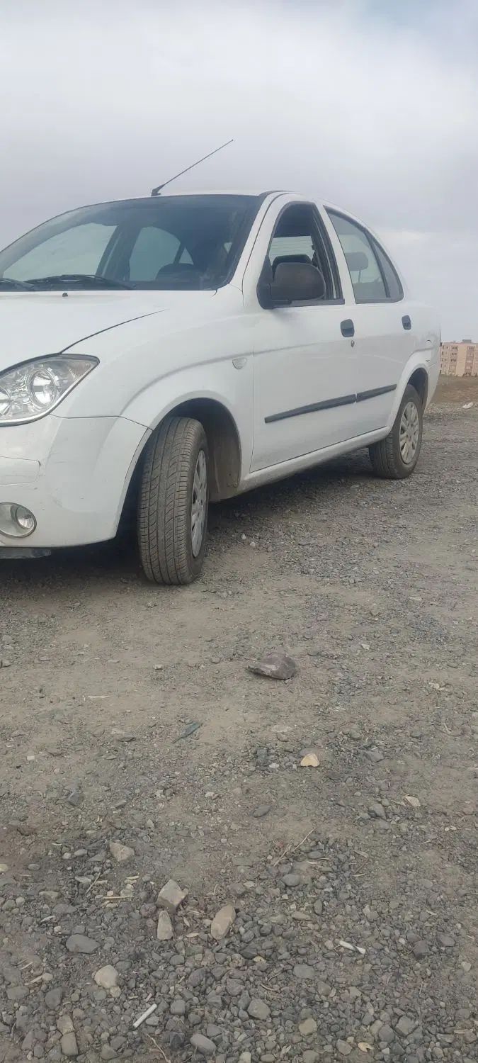 تیبا صندوق دار SX - 1401