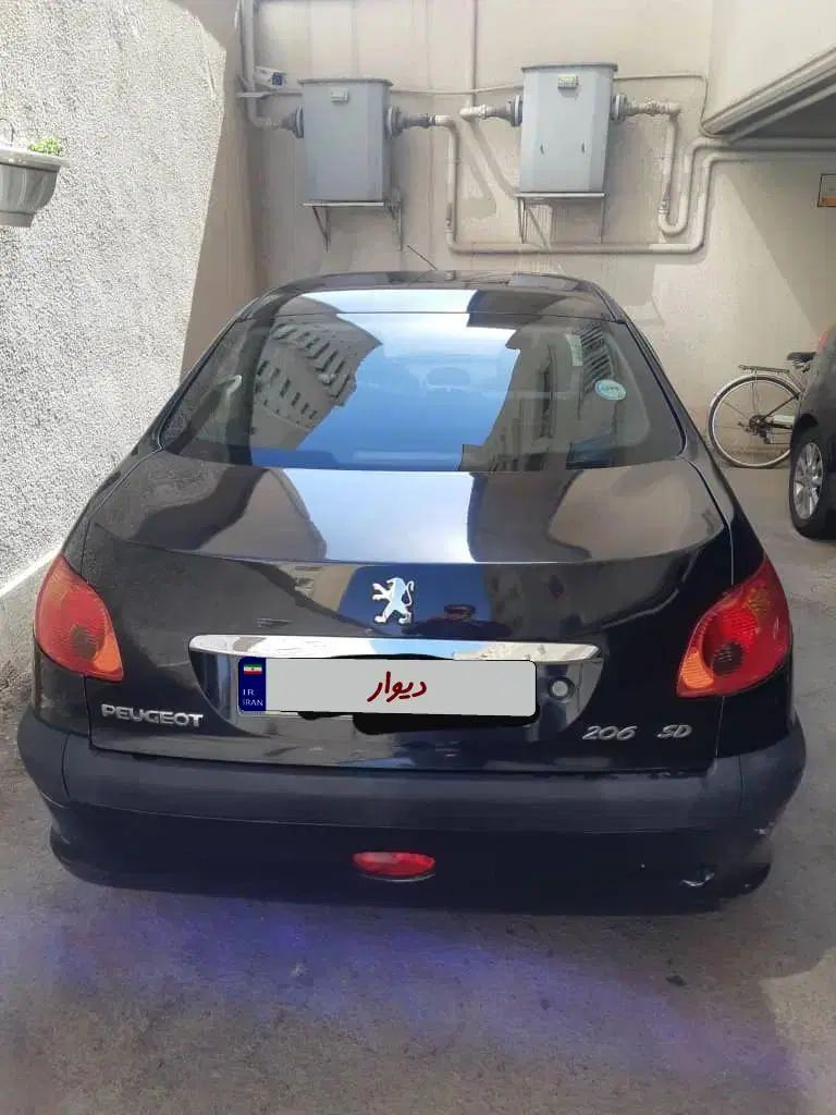 پژو ۲۰۶ صندوق دار v8 - 1394