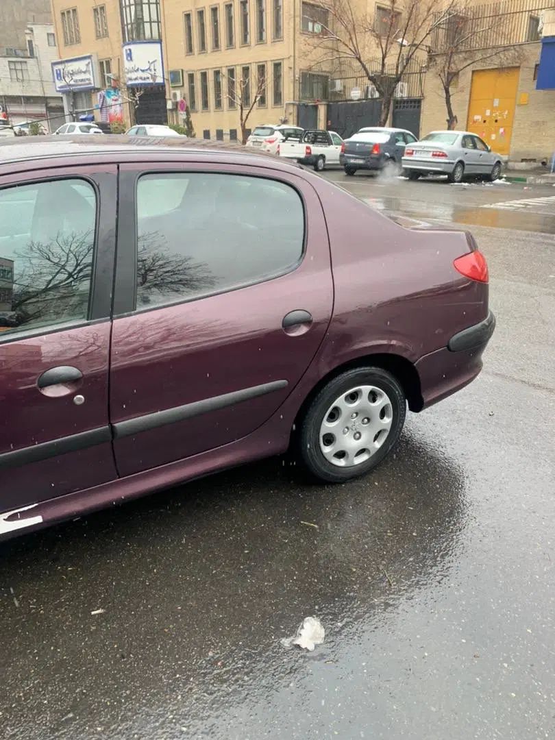 پژو ۲۰۶ صندوق دار v8 - 1390