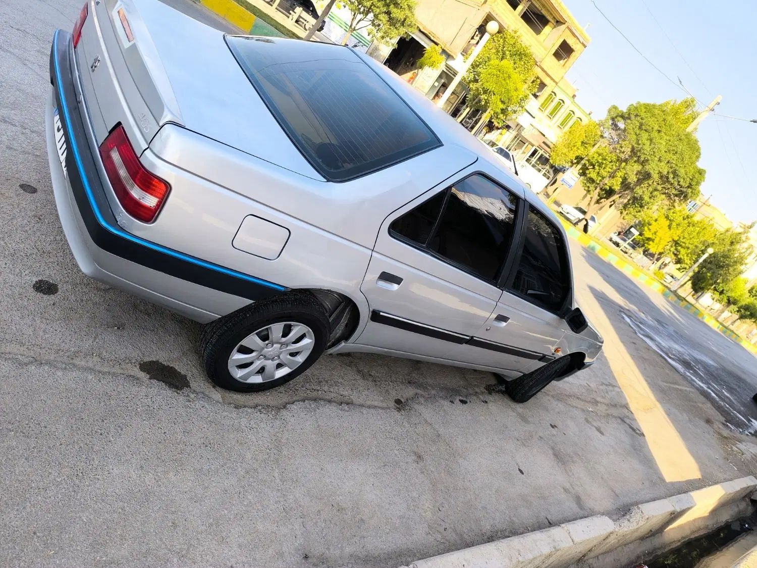 پژو 405 SLX دوگانه سوز XU7 - 1390
