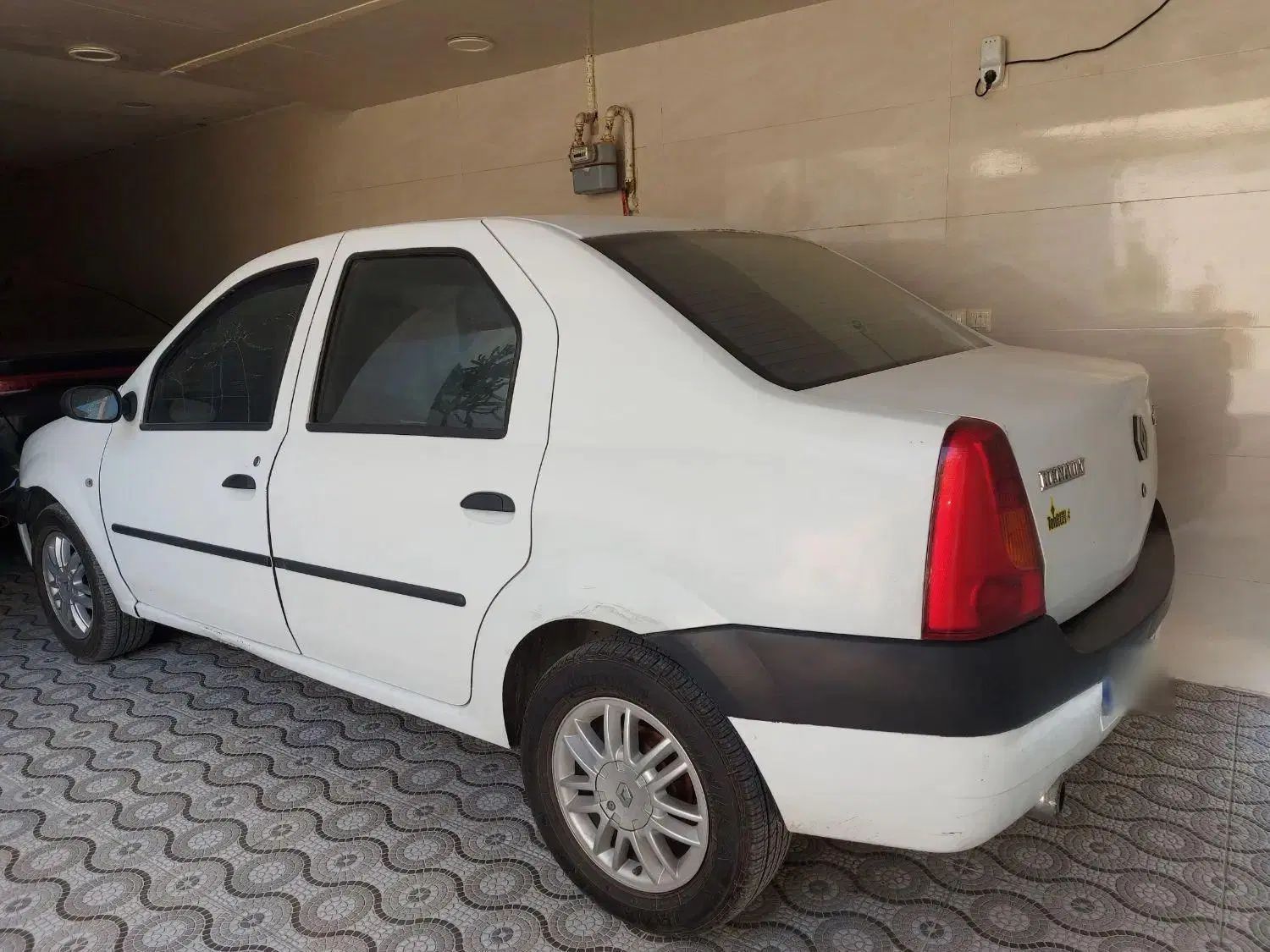 خودرو رنو، تندر 90 آگهی ann_20268107