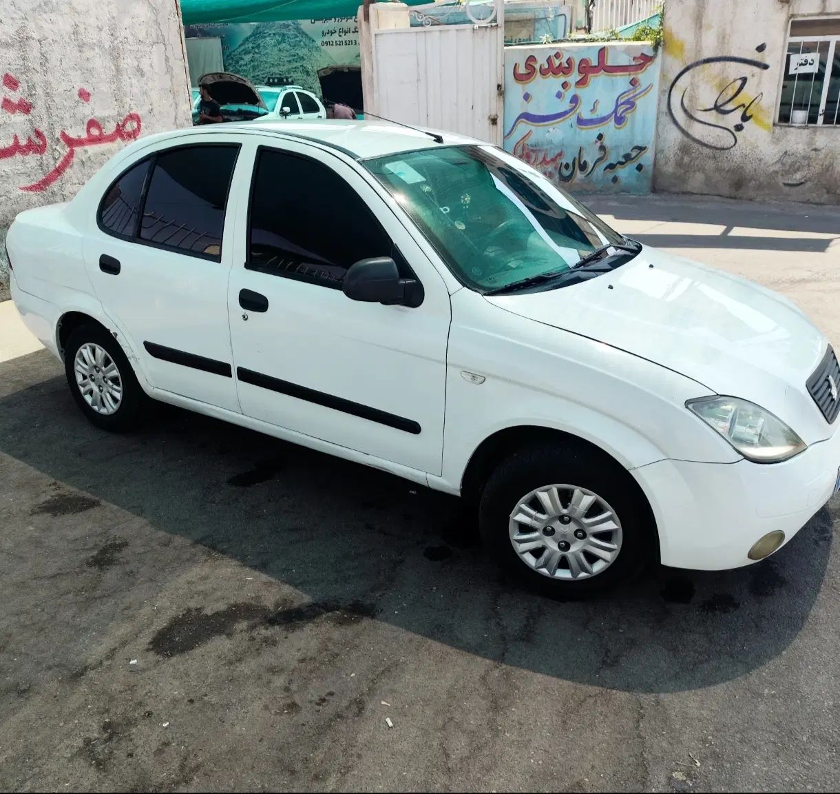 تیبا صندوق دار LX - 1394