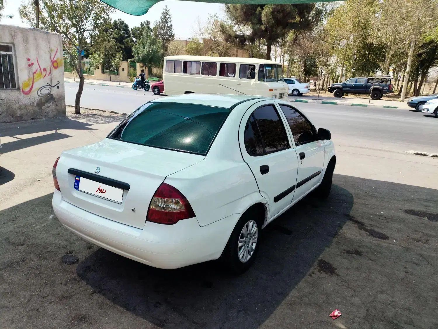 تیبا صندوق دار LX - 1394
