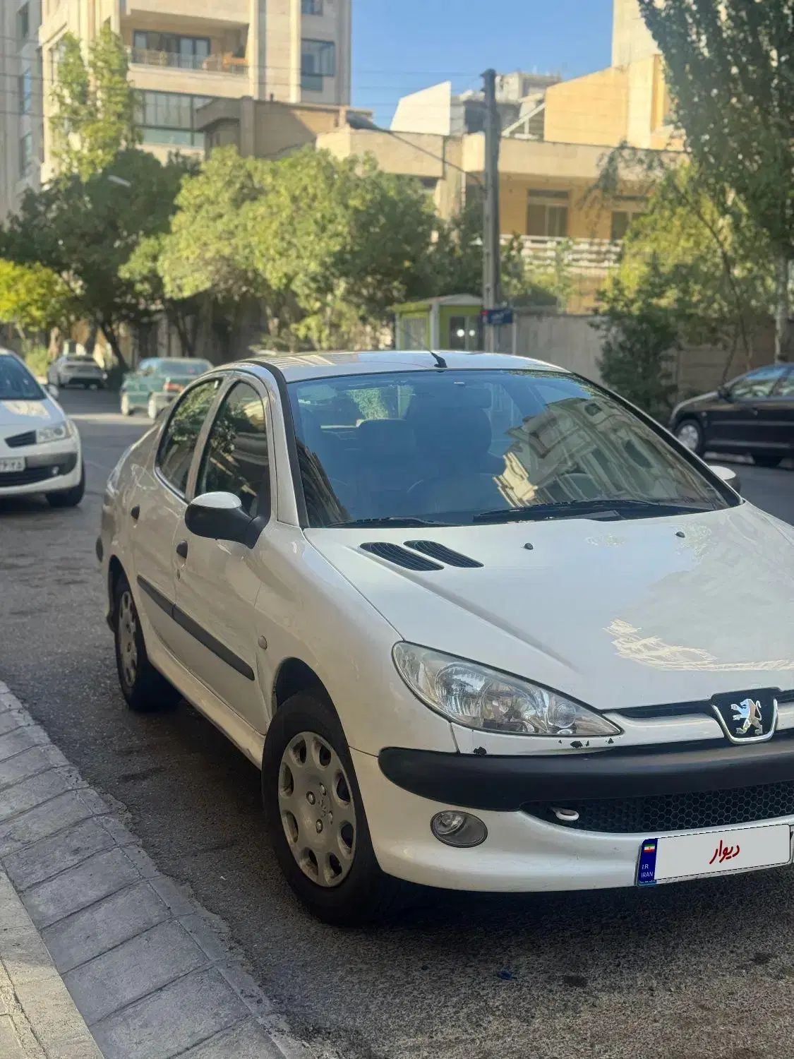 پژو ۲۰۶ صندوق دار v8 - 1395