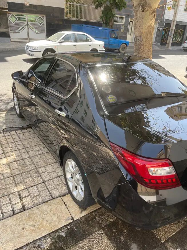 دنا پلاس توربو اتوماتیک - 1402