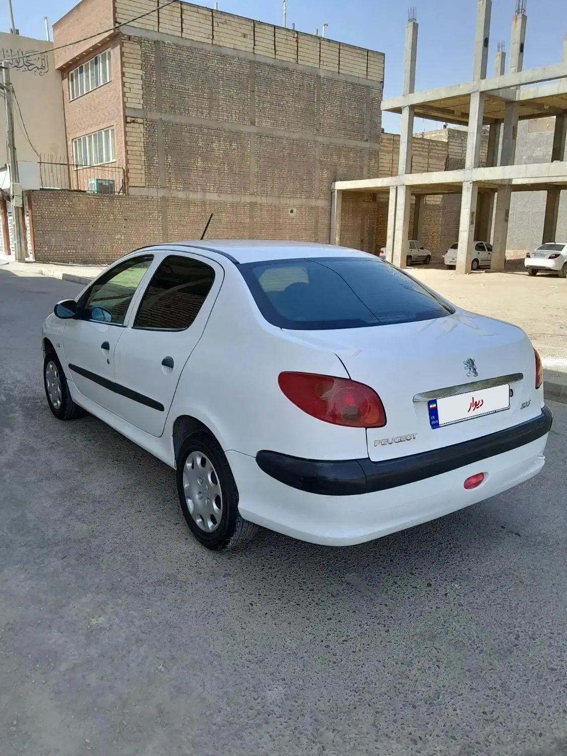 پژو ۲۰۶ صندوق دار v20 - 1390