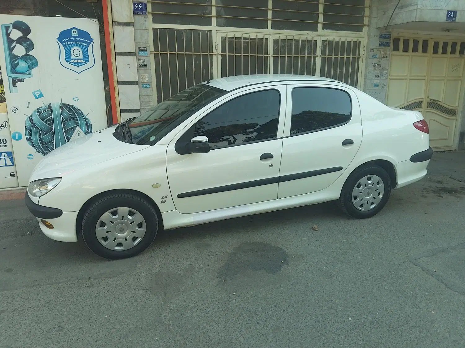 پژو ۲۰۶ صندوق دار v8 - 1394