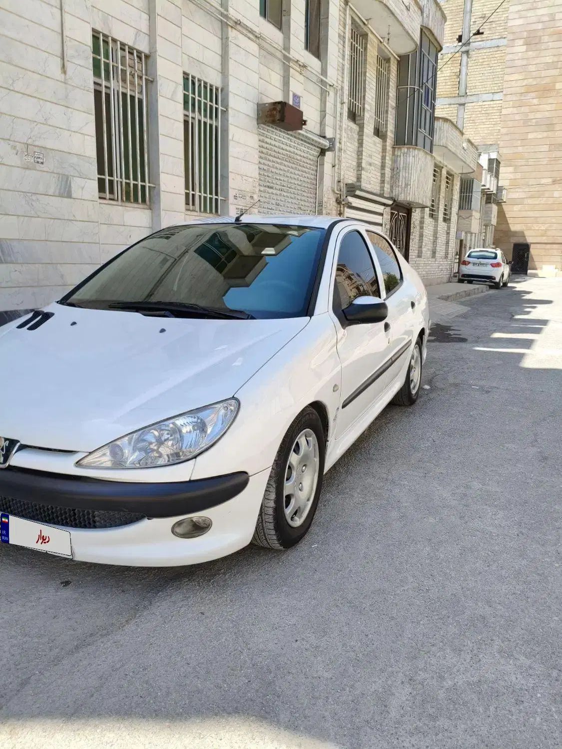 پژو ۲۰۶ صندوق دار v8 - 1395