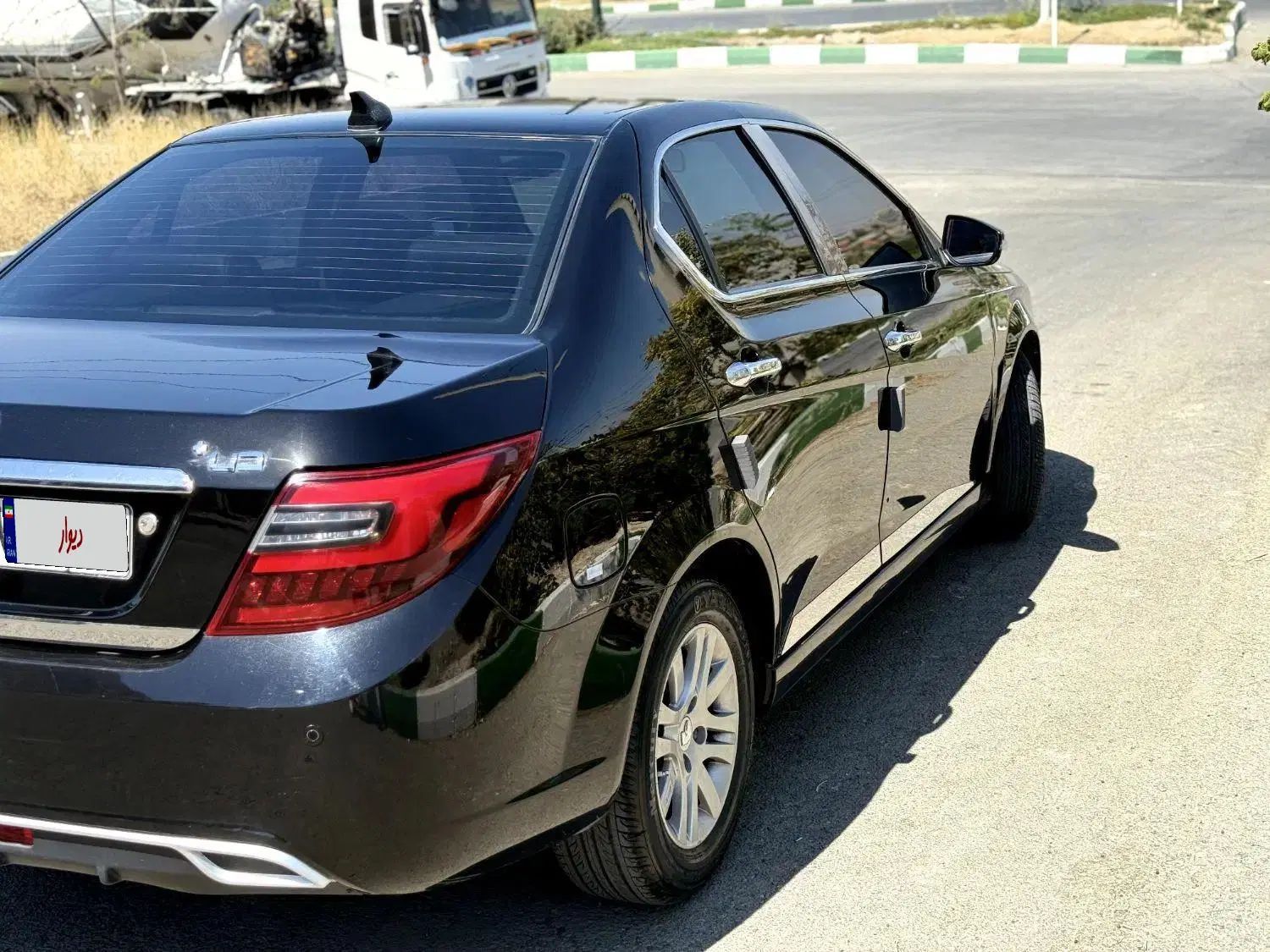 دنا پلاس تیپ ۲ سانروف ۴ ایربگ - 1400