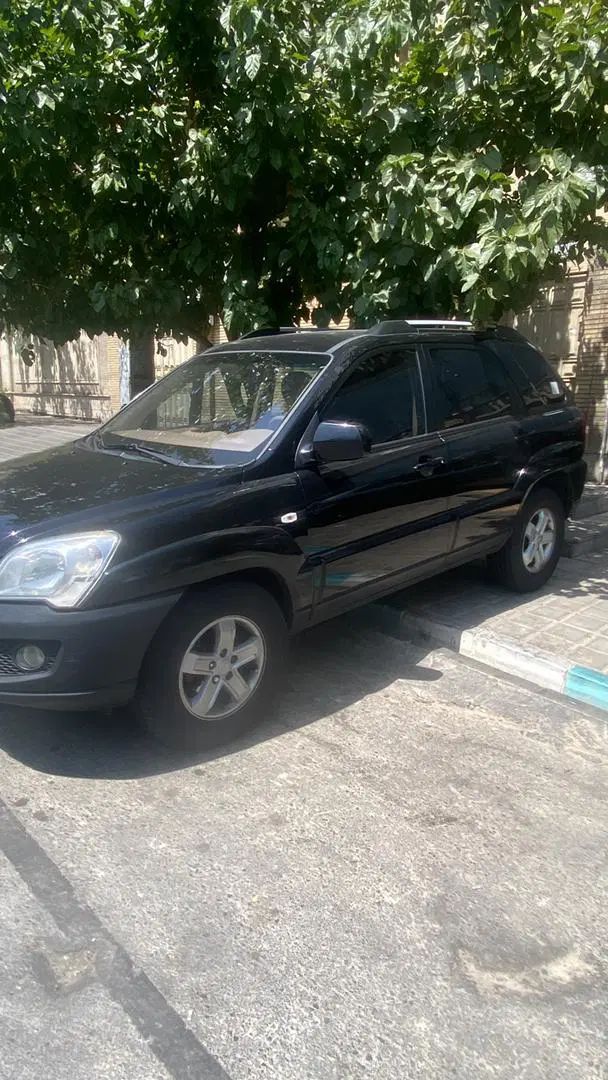 کیا اسپورتیج 6 سیلندر 2700cc - 2010