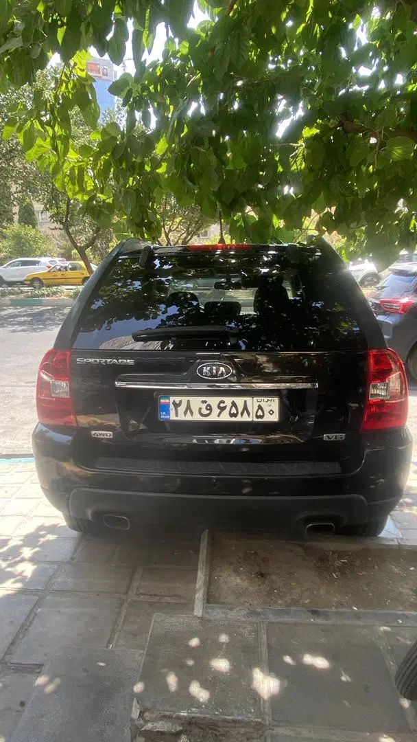 کیا اسپورتیج 6 سیلندر 2700cc - 2010