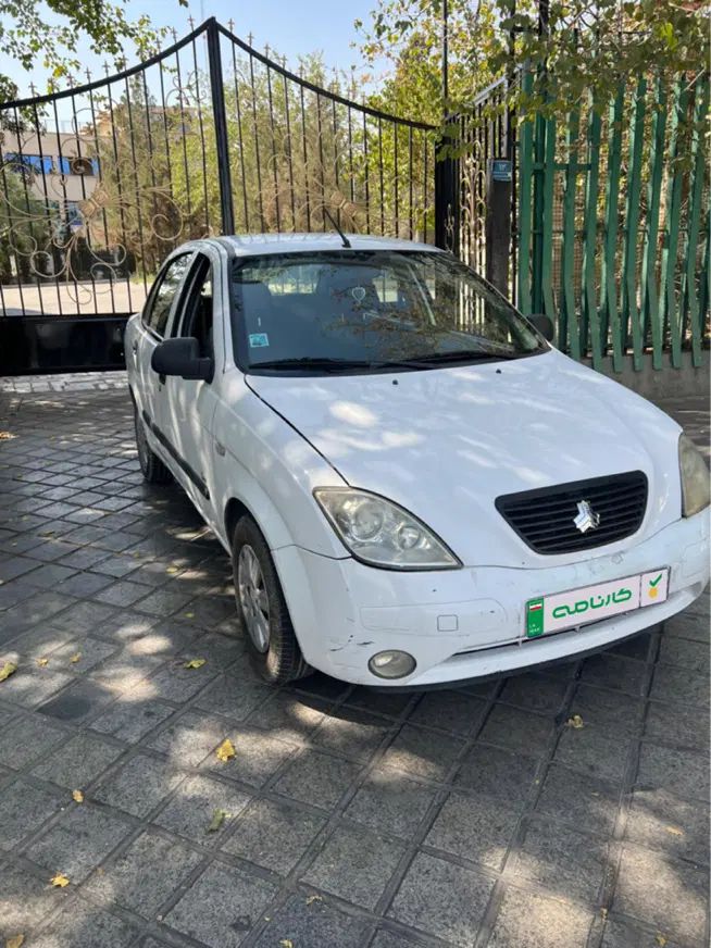 تیبا صندوق دار SX - 1392