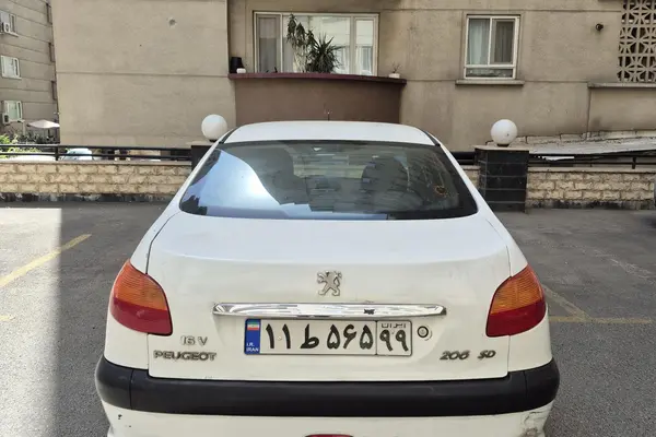 پژو ۲۰۶ صندوق دار v8 - 1389