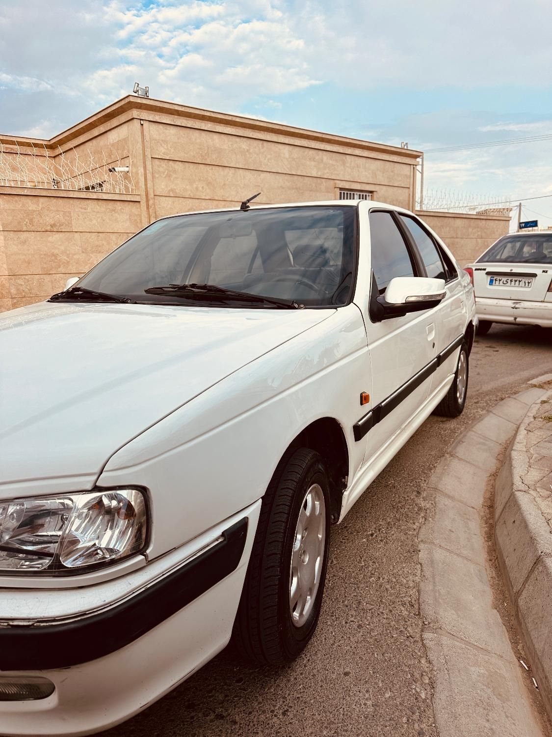 پژو پارس سال - 1394