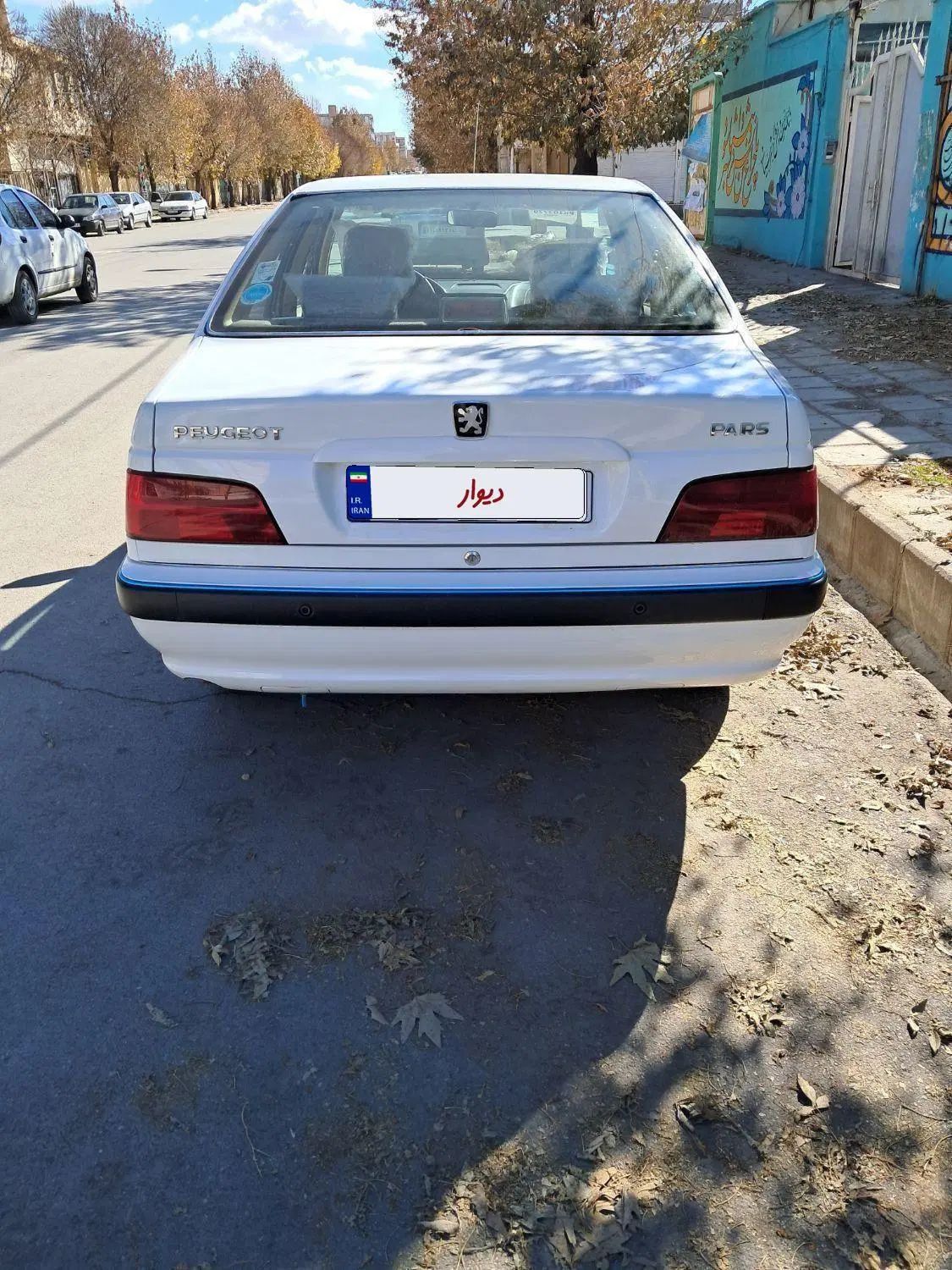 پژو پارس XU7P - 1402