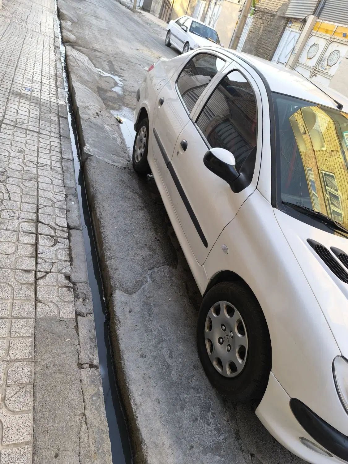 پژو ۲۰۶ صندوق دار v8 - 1393