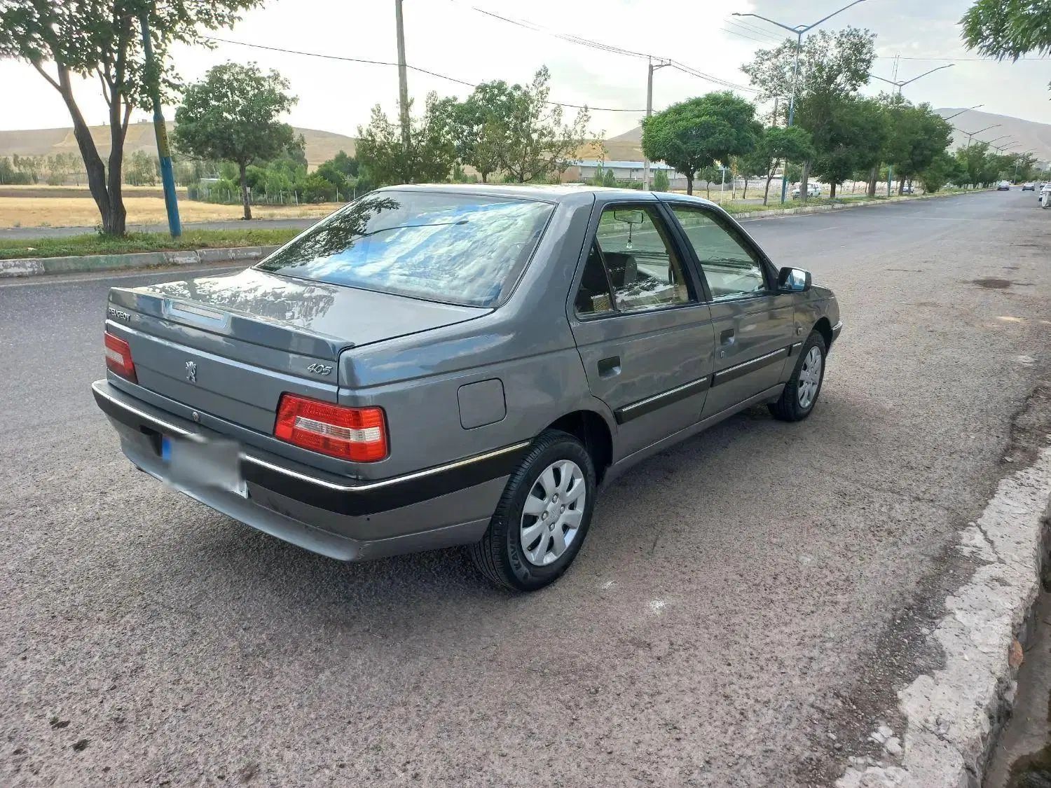 پژو 405 SLX بنزینی  XU7 - 1390