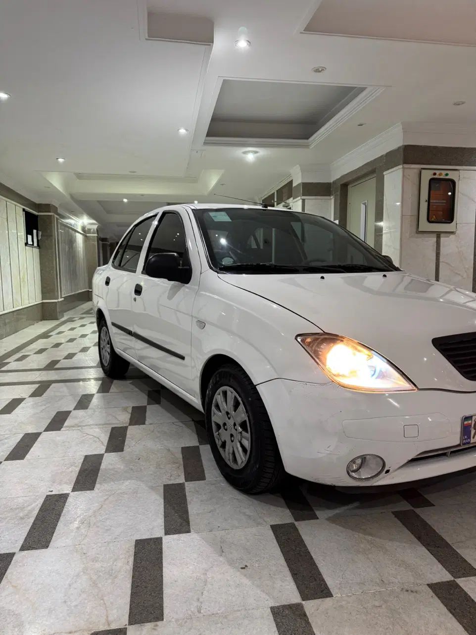 تیبا صندوق دار SX - 1400