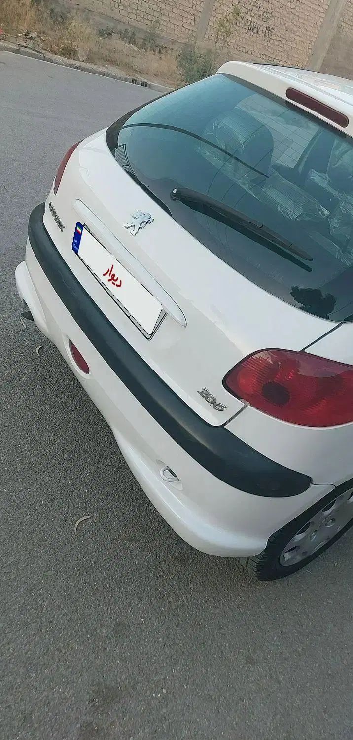 پژو 206 تیپ 5 - 1396