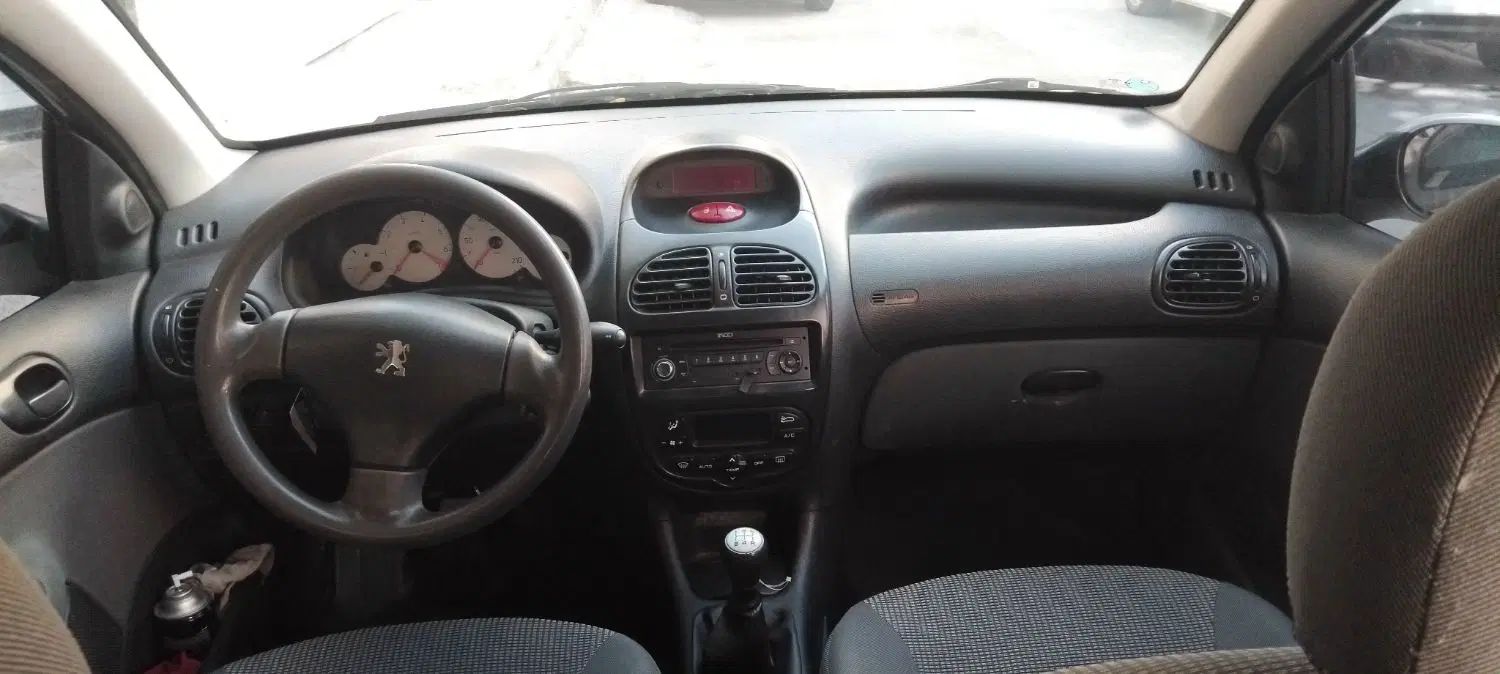 پژو ۲۰۶ صندوق دار v8 - 1397