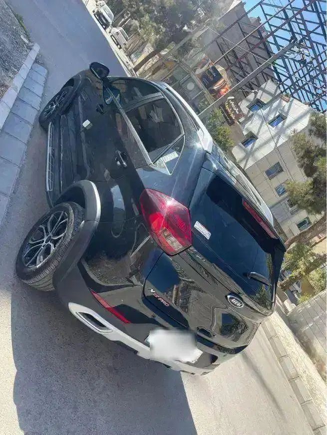 ام وی ام X22 دنده‌ای لاکچری - 1399