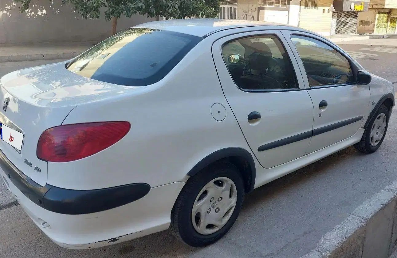 پژو ۲۰۶ صندوق دار v2 - 1389