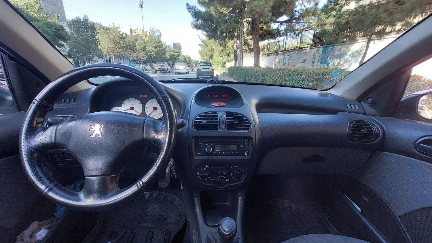 پژو ۲۰۶ صندوق دار v2 - 1389