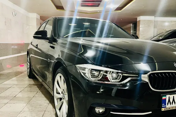 ب ام و سری 3 سدان 320i - 2018