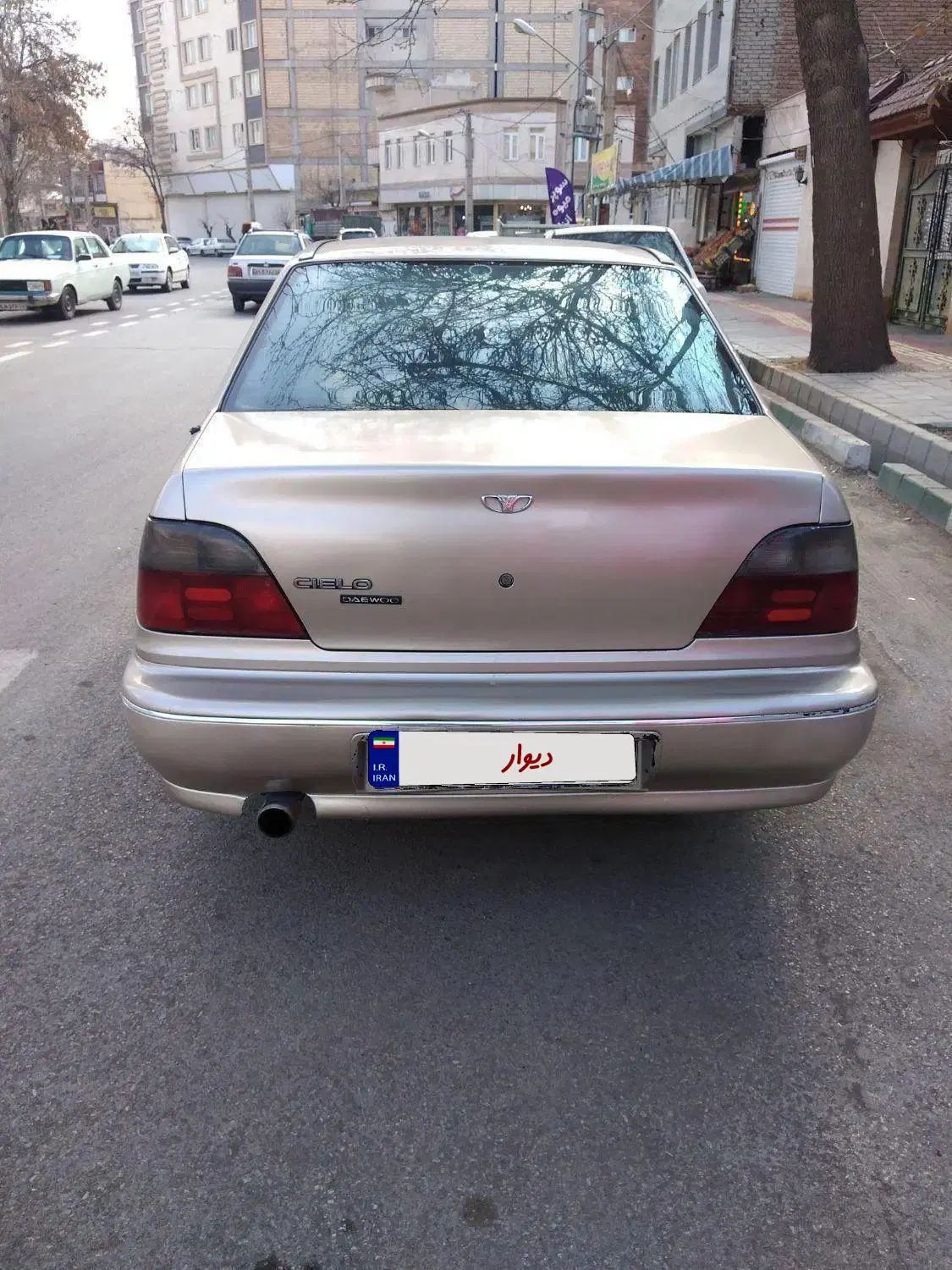 دوو سیلو سدان - 1378