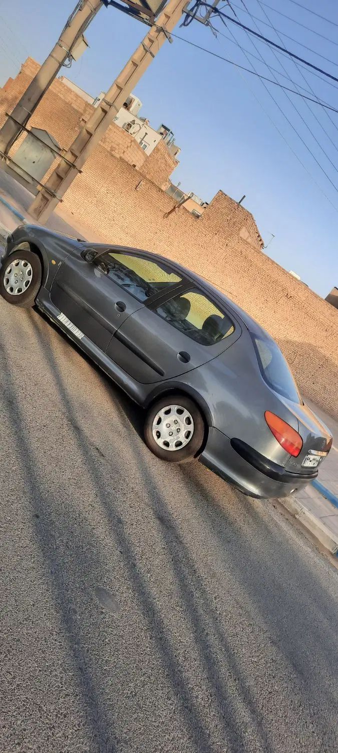 پژو ۲۰۶ صندوق دار v8 - 1389
