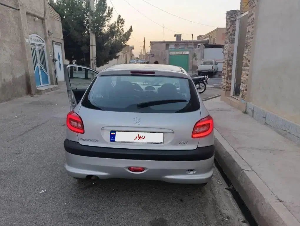 پژو 206 تیپ 2 - 1383