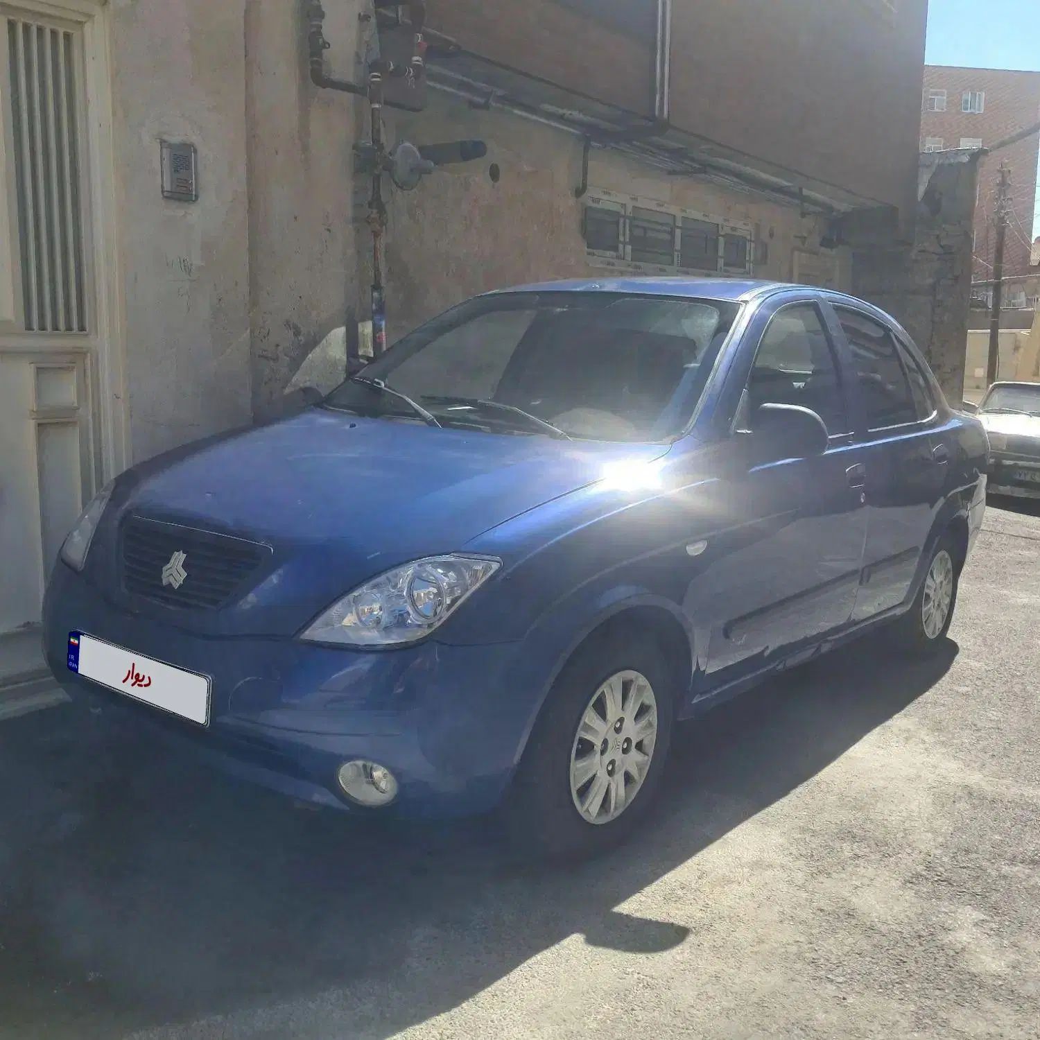 تیبا صندوق دار SX - 1393