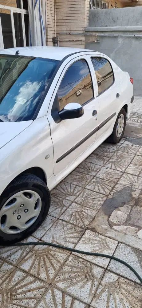 پژو ۲۰۶ صندوق دار v8 - 1395