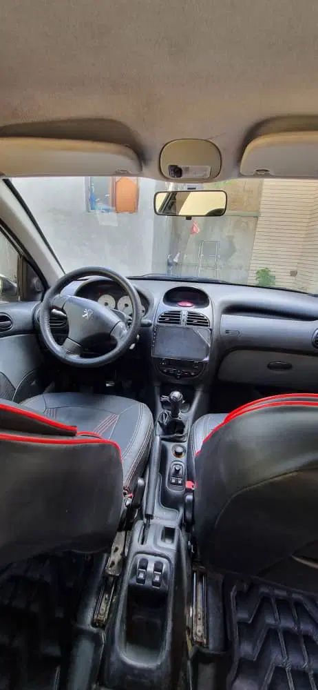 پژو ۲۰۶ صندوق دار v8 - 1395