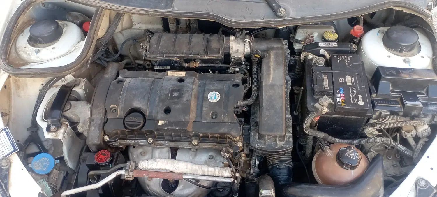 پژو ۲۰۶ صندوق دار v8 - 1394