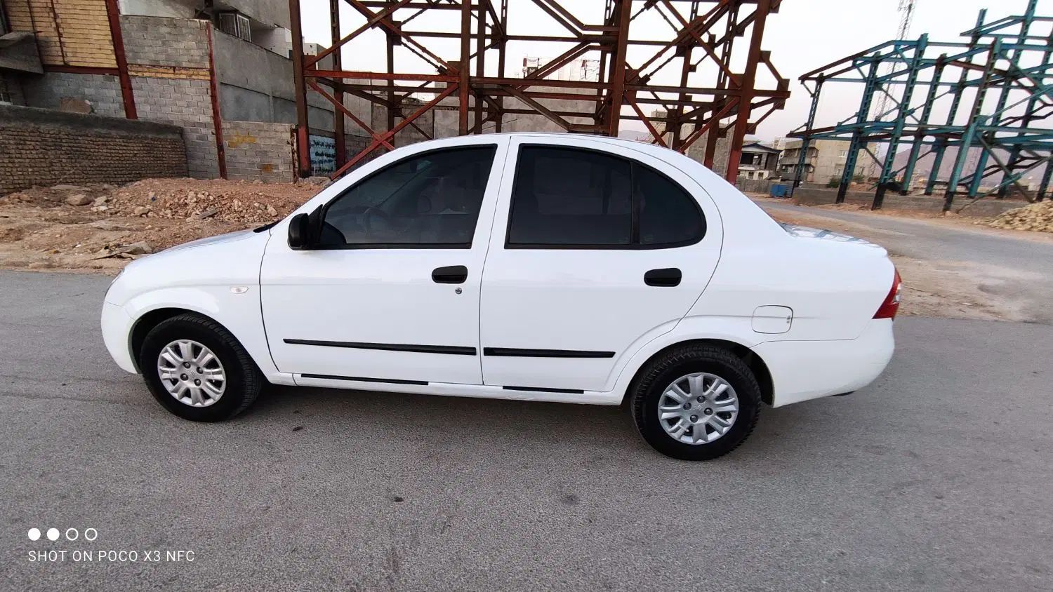 تیبا صندوق دار SX - 1398