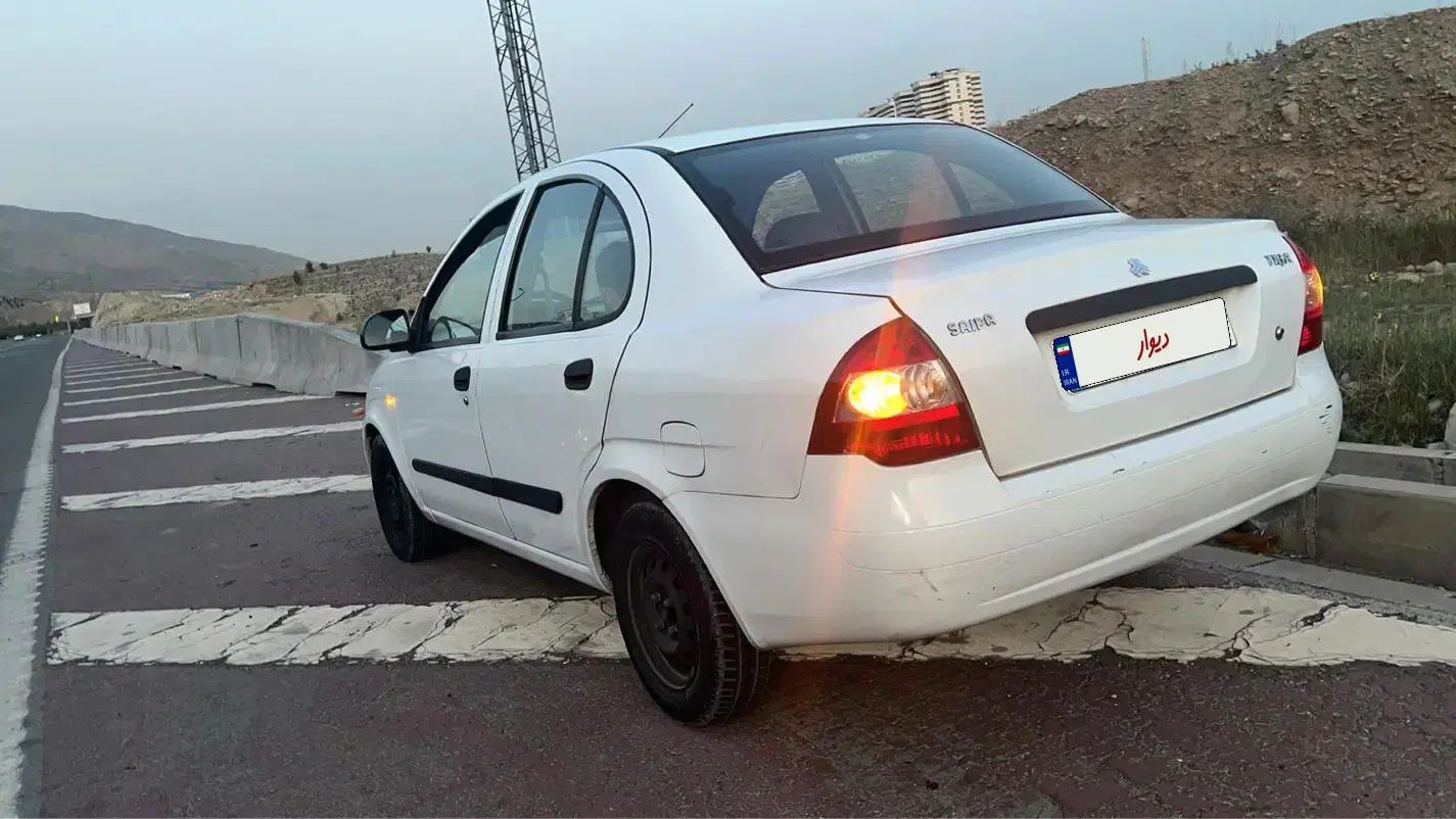 تیبا صندوق دار EX - 1394